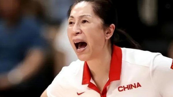 完胜对手出线，大家认为这场比赛主教练战术成功之处在哪里？？！！