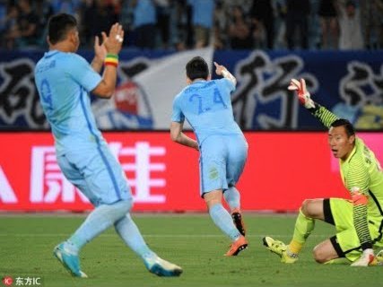 中超-米特里策建功纳萨里奥点球被吹 浙江队2-0河南