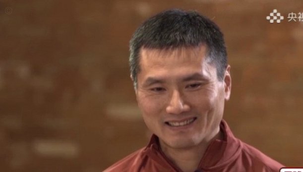 郑智执教首秀如何？半个赛季表现怎样？