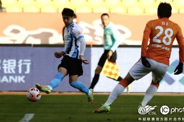 U19法国后防线展现铜墙铁壁，成功零封对手
