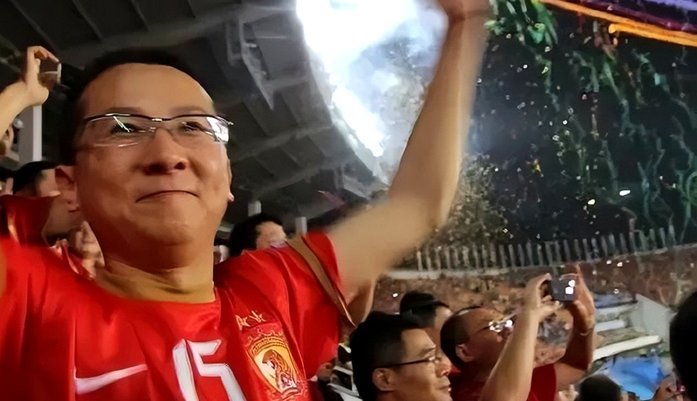 18岁布阿迪世界杯单场完成60次传球，创近60年第二年轻纪录