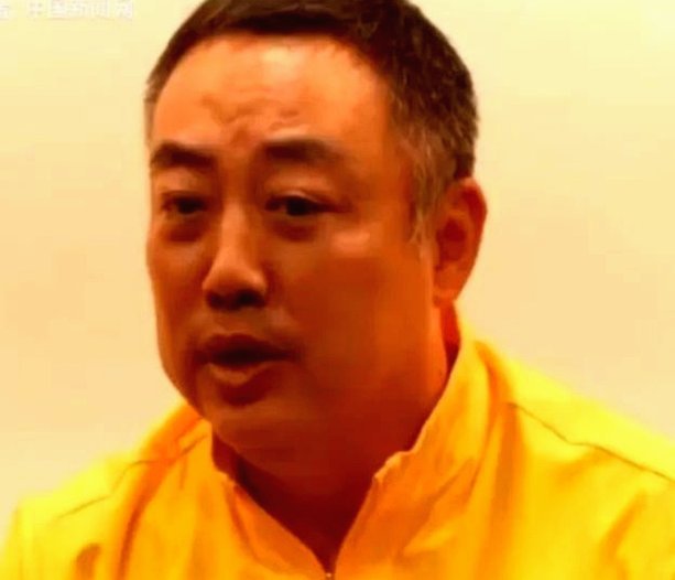万项母亲发文，呼吁营销号别再发万项，不想孩子被舆论裹挟